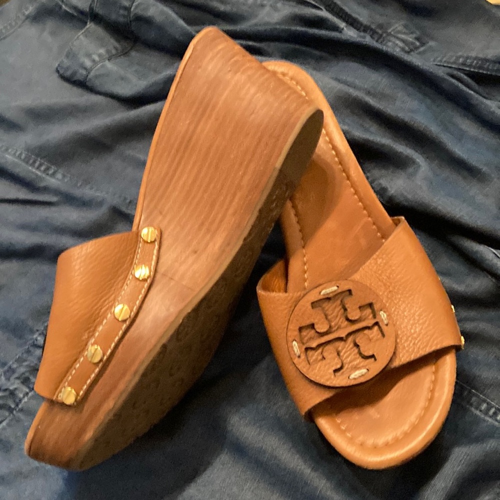 Tory Burch brown leather wooden platform size 9 slides